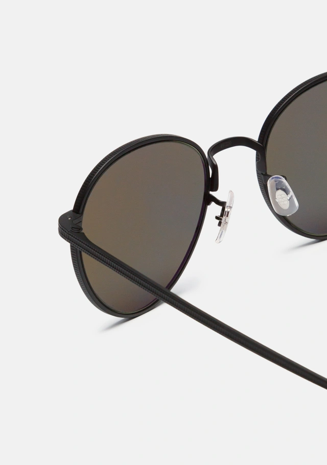 Rhydian Matte Black / G-15