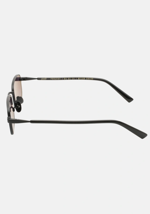 Edara Matte Black