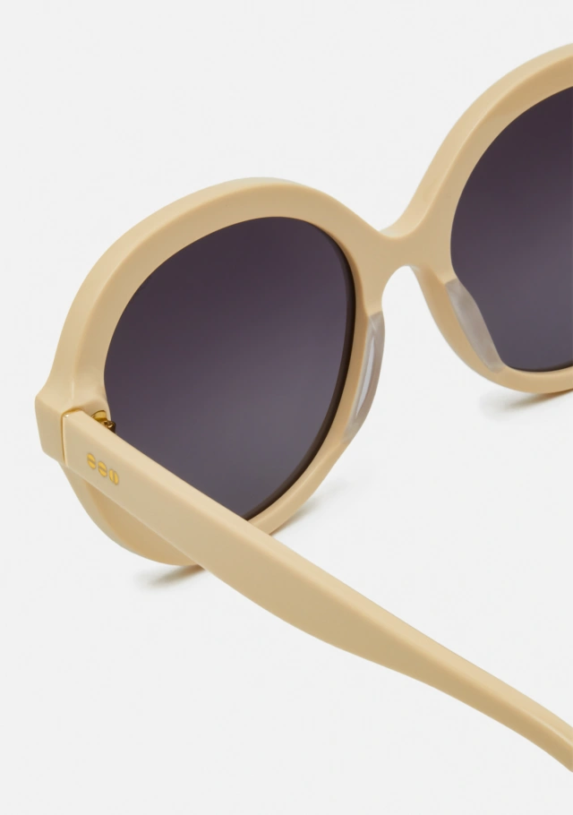 Misty Marshmallow Gold
