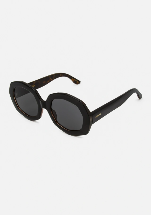 Amy Black Tortoise