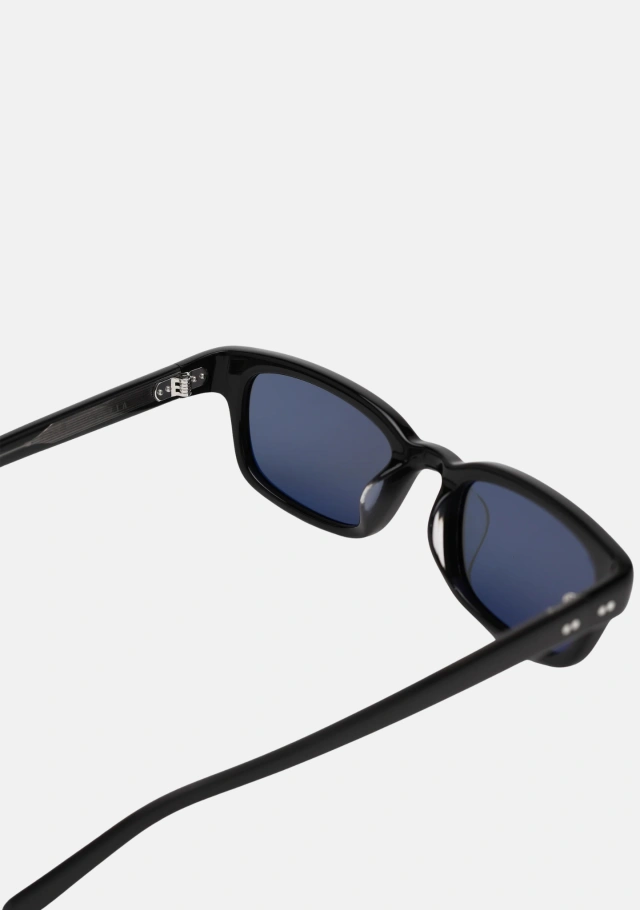 Trivia Black / Black