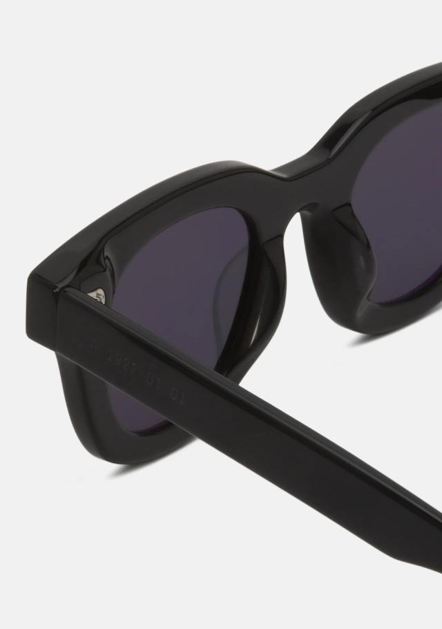 Apollo Black / Black