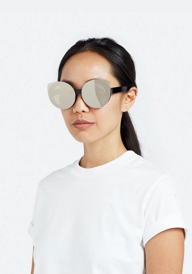 Rita Black Ivory